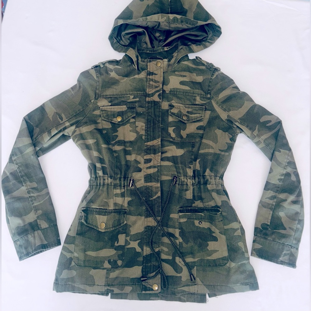 Outer Edge Green Camouflage Utility Jacket